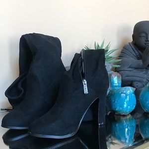 Heeled Knee-High Black Boots